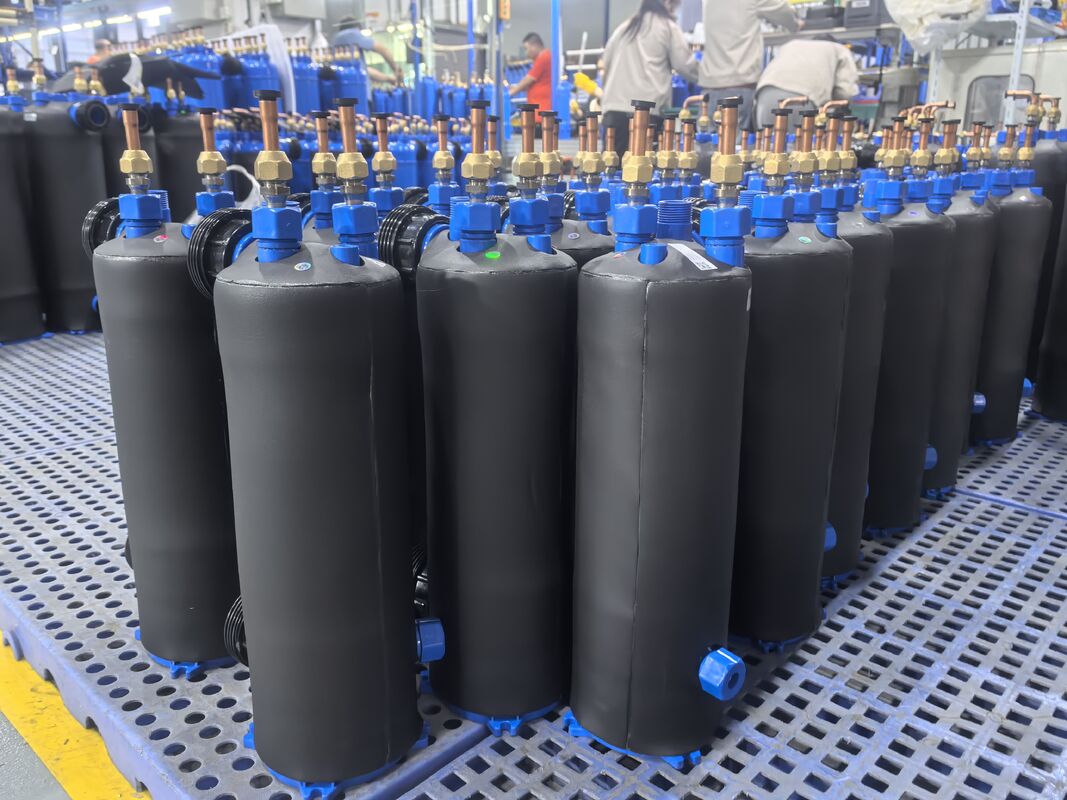 Dải nhiệt độ nước từ 0 đến 45 độ C Bộ trao đổi nhiệt nước biển MHTA-1.5 để lắp đặt theo chiều dọc hoặc chiều ngang Được sử dụng làm bộ ngưng tụ hoặc bộ bay hơi